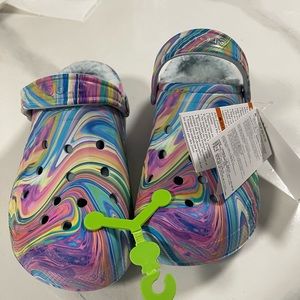 Fur lined crocs multi colored. Women’s size 7 and men’s 5